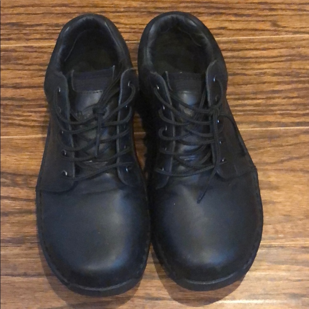 Black steel toe ESD shoe